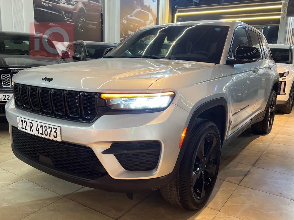 جيب جراند شيروكي